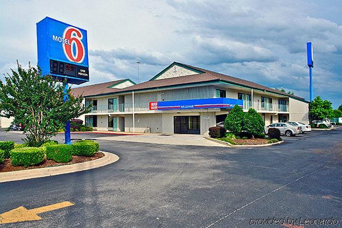 Motel 6 Huntsville - Madison Exterior photo