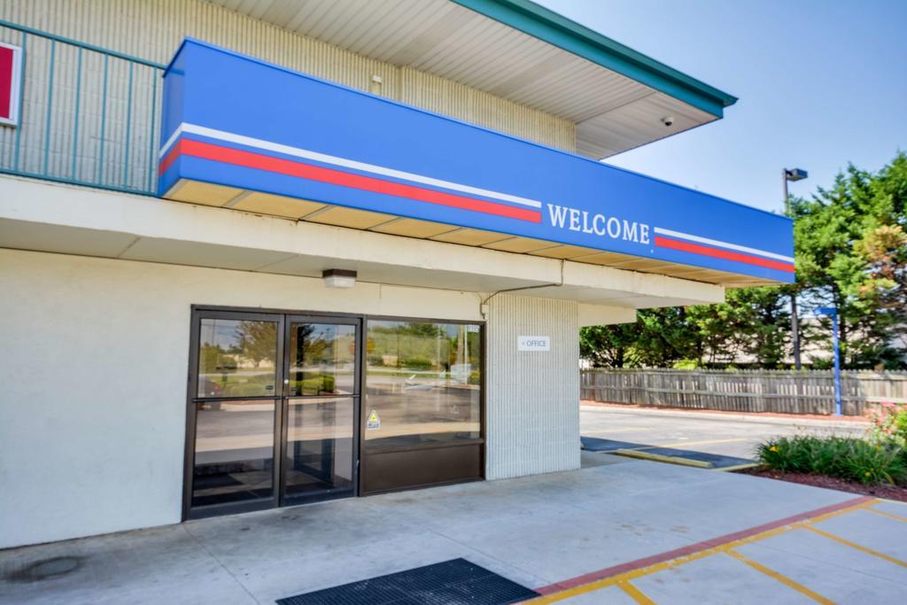 Motel 6 Huntsville - Madison Exterior photo